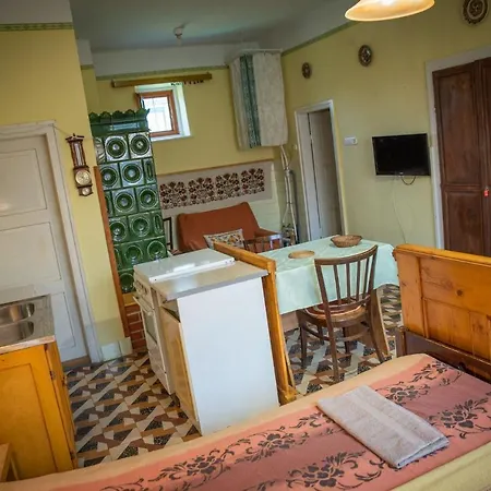 بيت ضيافة Zempleni Szallashely 4*